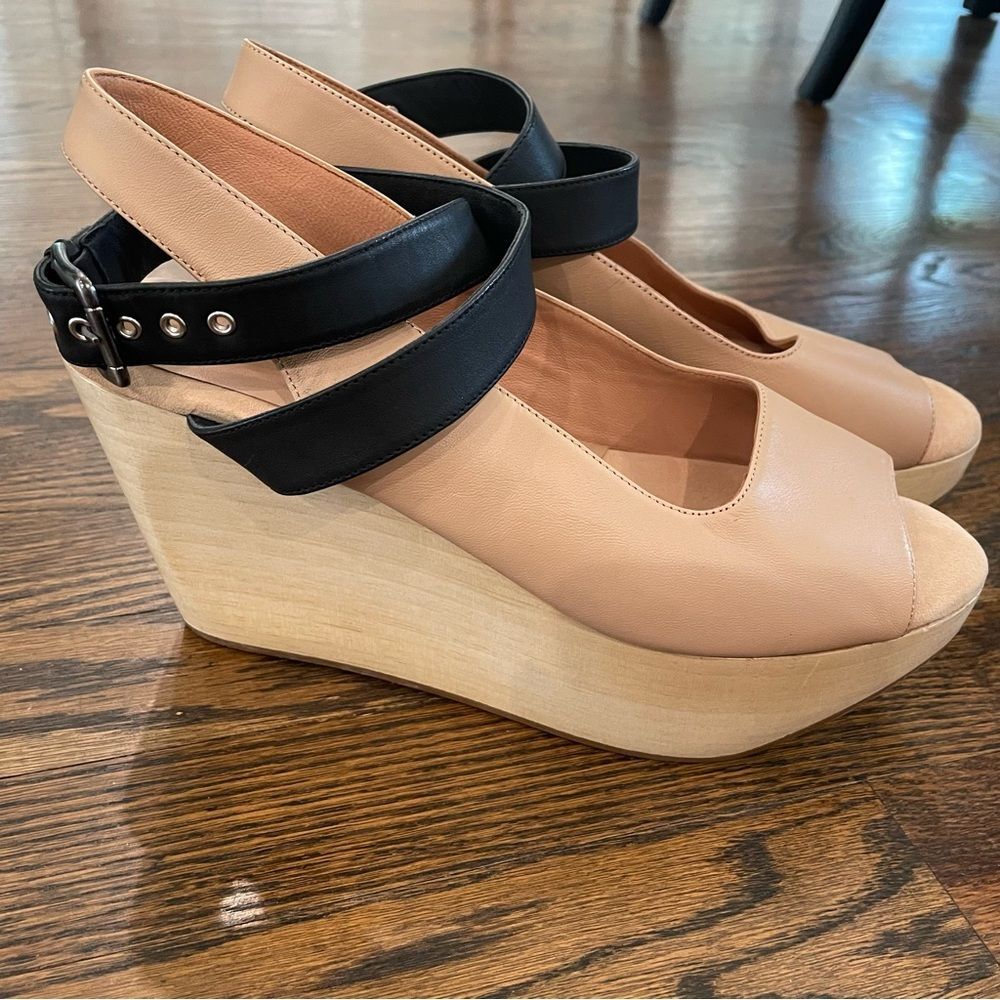 RACHEL COMEY Ceres Wedge Sandals Tan & Black Leather Wrap Around Ankle Strap - Picture 2 of 9